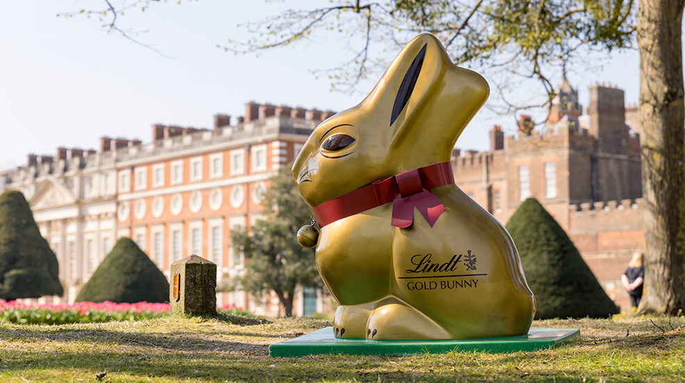 Lindt GOLDEN BUNNY STATUE at a Historic Royal Palaces site